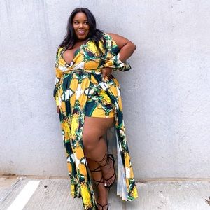 High slit maxi dress w/ cut out sleeves